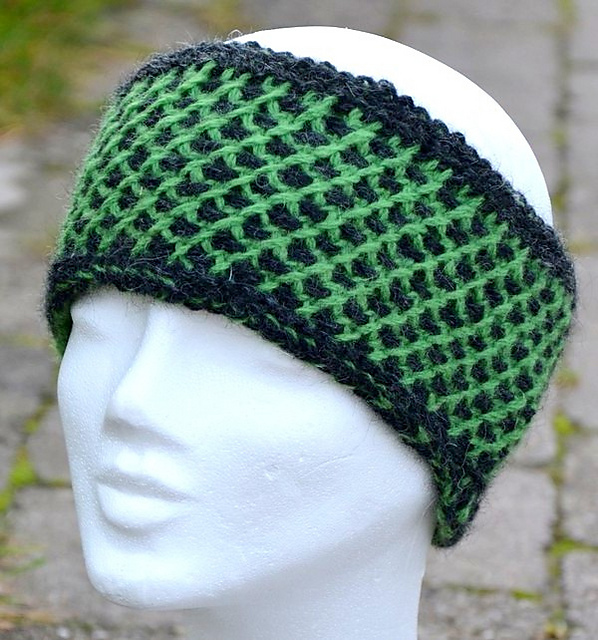Headband in Tunisian cross stitch
