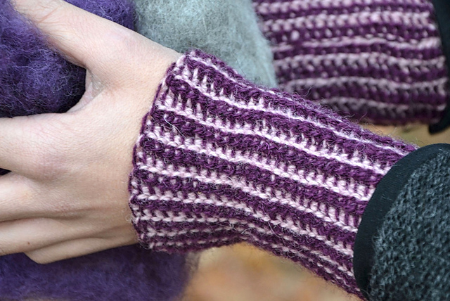 Cuffs in Tunisian crochet