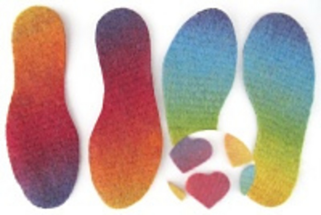 Insoles & other goodies in Tunisian crochet/Krokade sulor & annat smått o gott