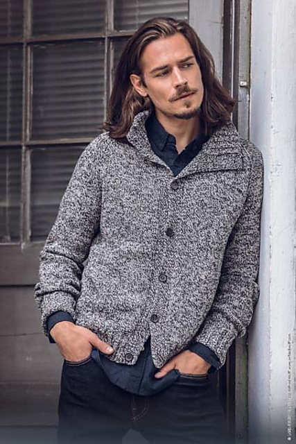 02 Cardigan