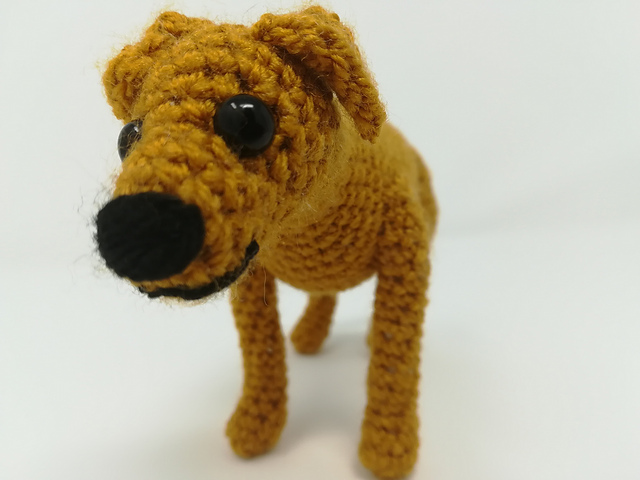 Ravelry: Rhodesian Ridgeback pattern by Laura Gillard