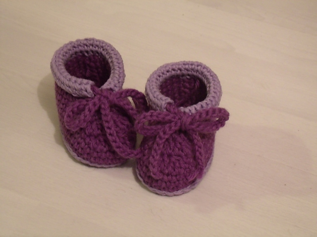 Slippers with Cuff and Tie