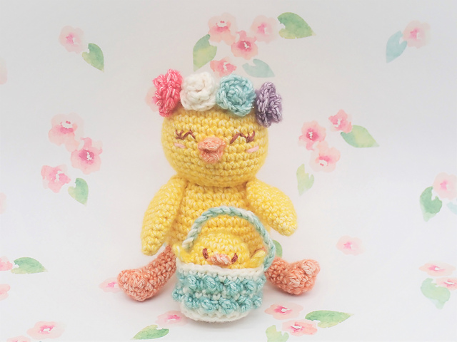 Mama and Baby Chick