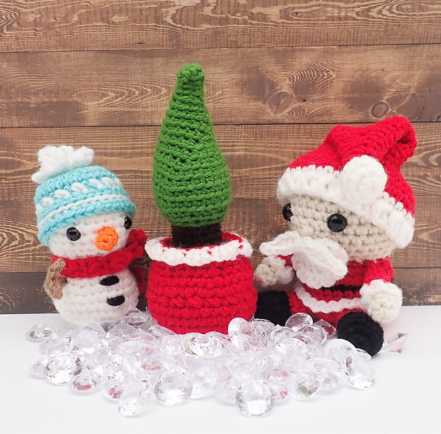 Christmas Amis Set 1 (Santa, Tree, & Snowman)