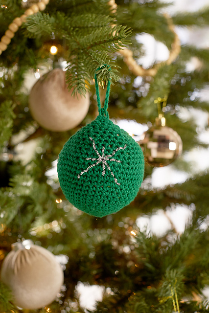 Deck the Halls - Crochet Version