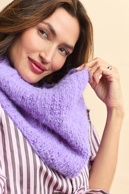 Bruna Cowl in Bella Bounce