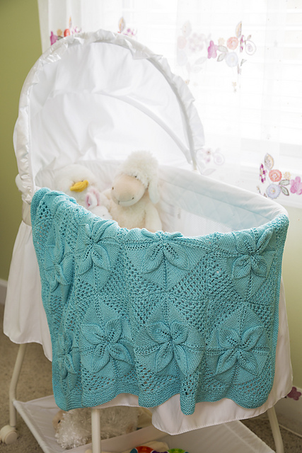 Counterpane Crib Throw