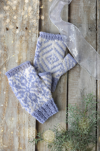 Snowflake Mitts