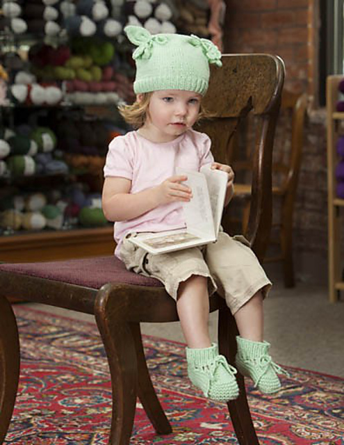 Cloverleaf Hat & Booties