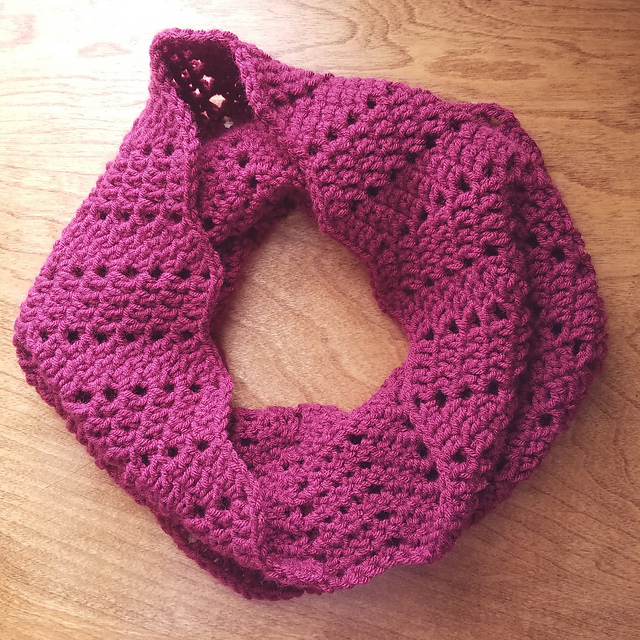 Spacey Chevrons Cowl