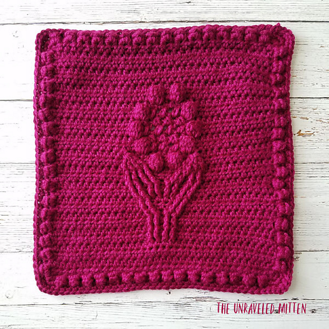 Cabled Flower Square