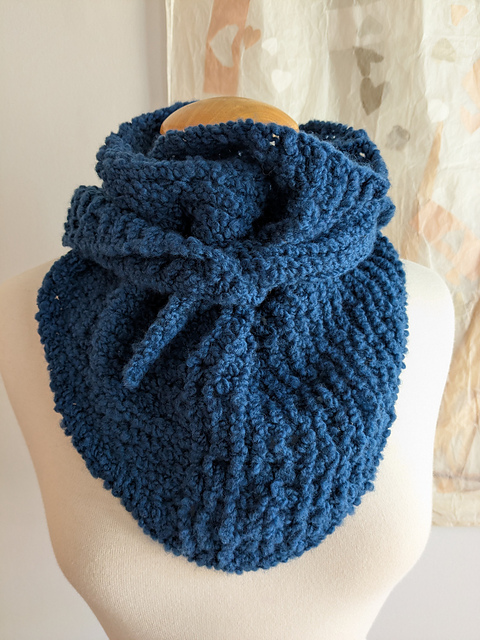 Quma Small Shawl
