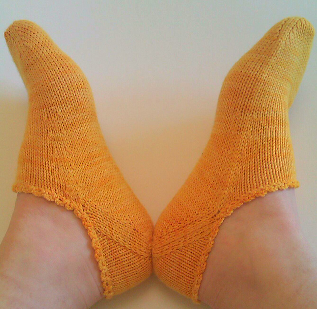 2224 Bed Socks