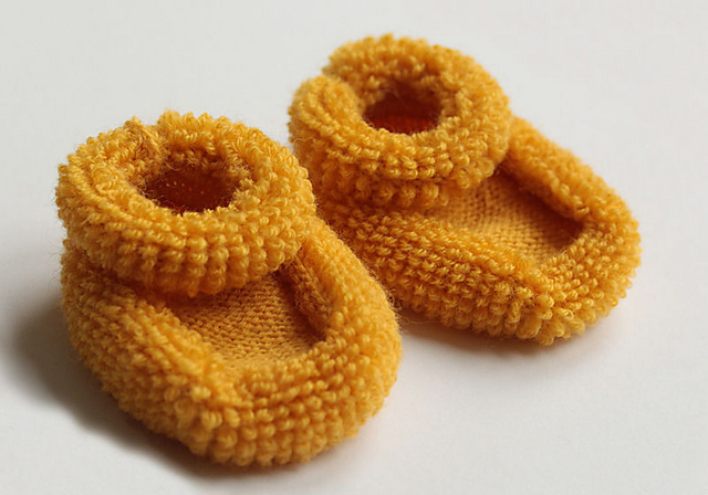 2296 Baby Booties