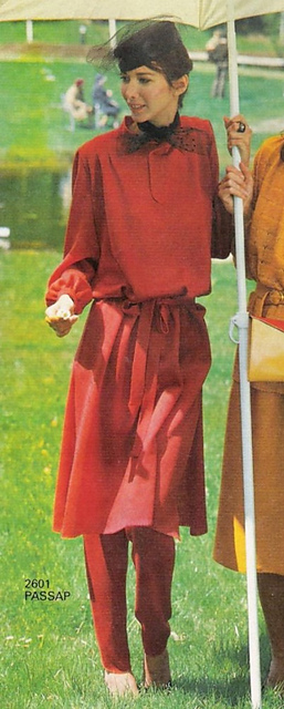 2601 Dress and trousers outfit