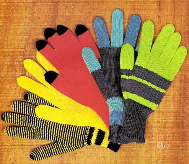 2431 Gloves