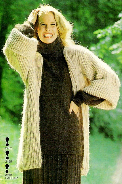2462 Long mohair jacket