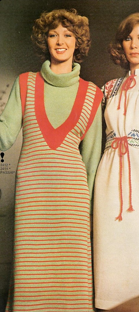 2411 Pinafore dress