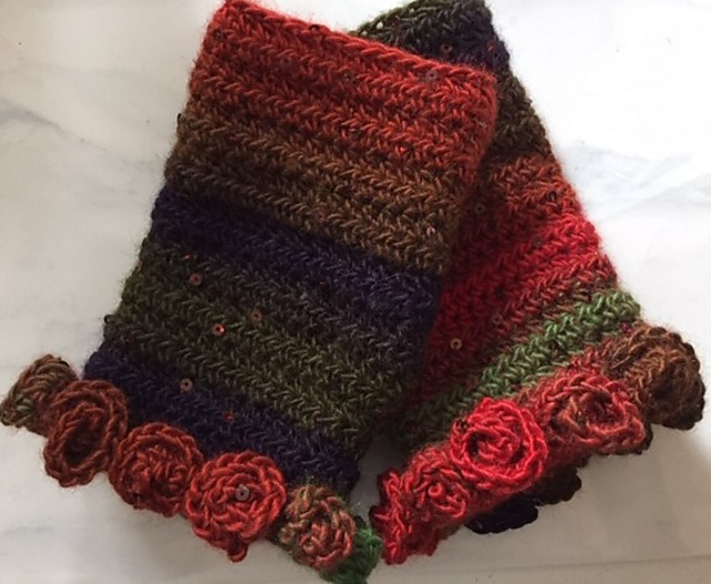 Rosette Fingerless Mitts