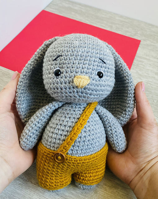 Ravelry: Simon the Bunny pattern by Sayens Crochet