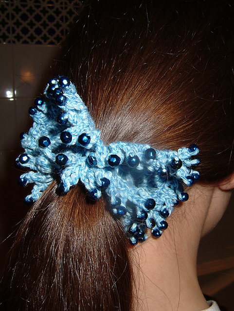 Beaded scrunchie