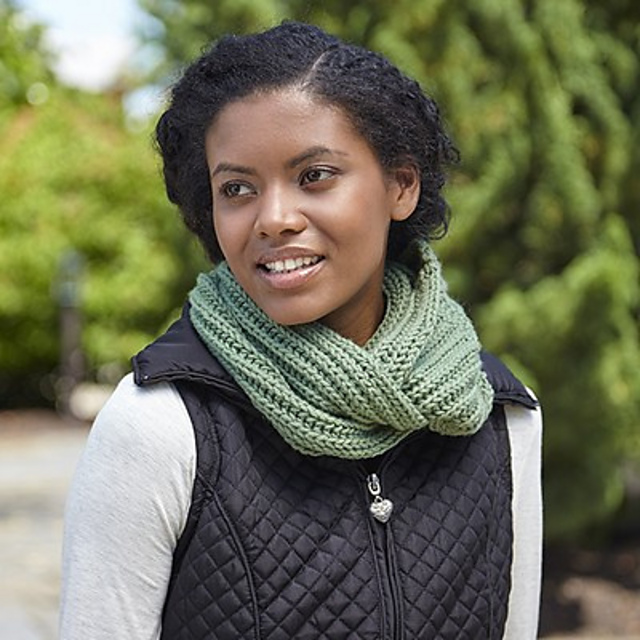 Agata Cowl