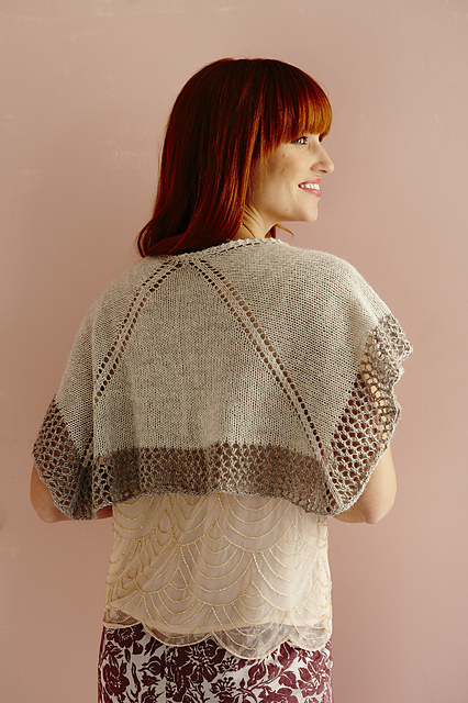 #07 Lace-Edged Shawl