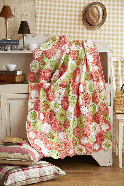 #29 Wheel-Motif Afghan