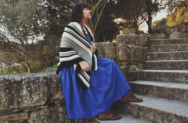Chickadee Shawl