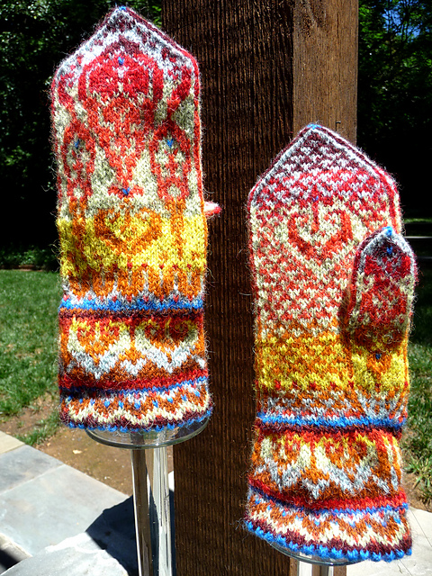Maiolica Mittens