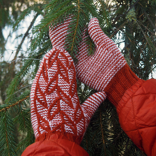 Spikelets Mittens