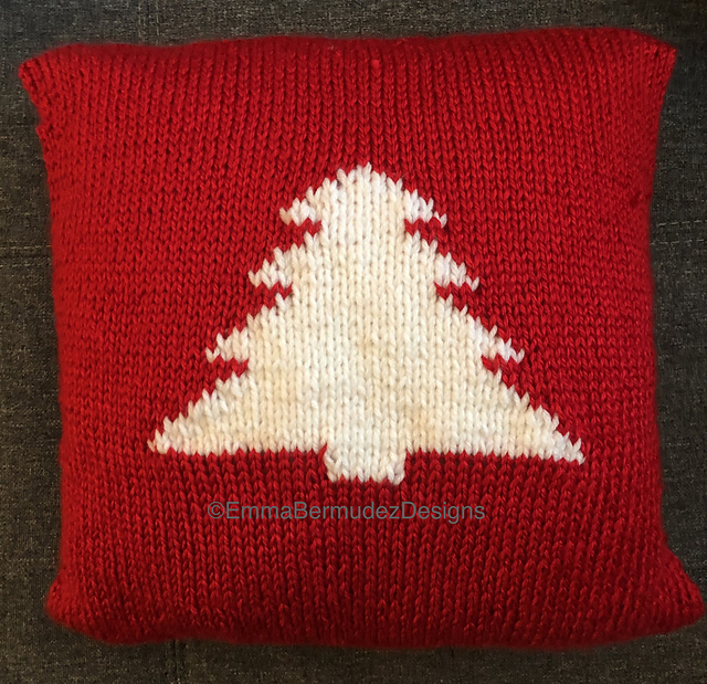 Holiday Tree Knit Pillowcase