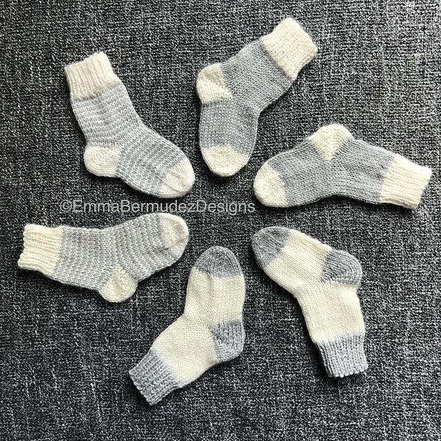 Tiny Sock Set