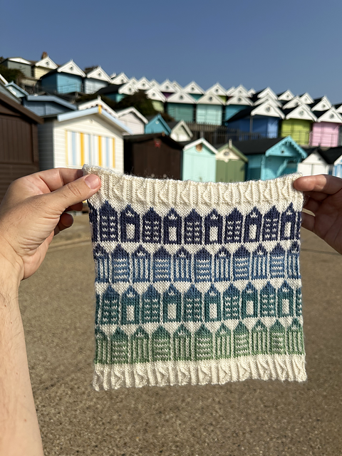 Beach Huts Cowl