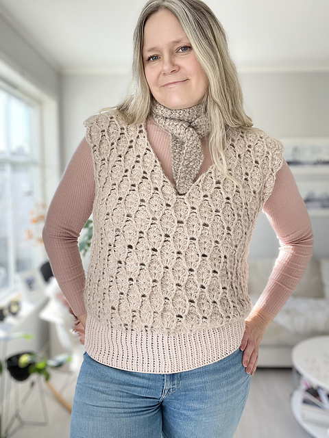 Jina Vest