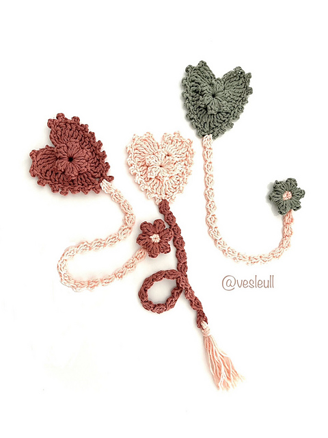 Pop Heart Bookmark