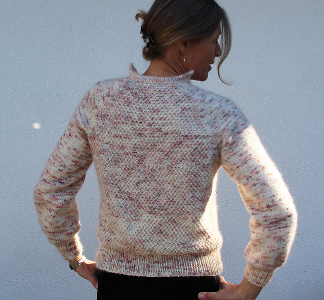 Komakai Sweater