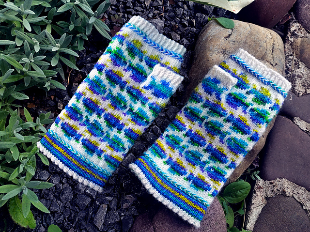 Little Fish Mitts