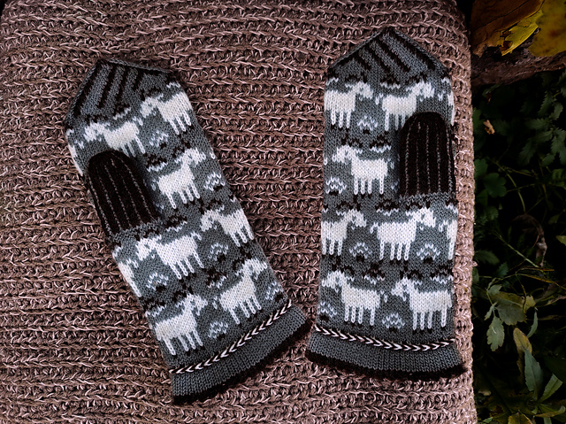 Goats Mittens