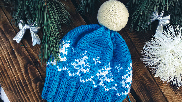 Blue tree hat