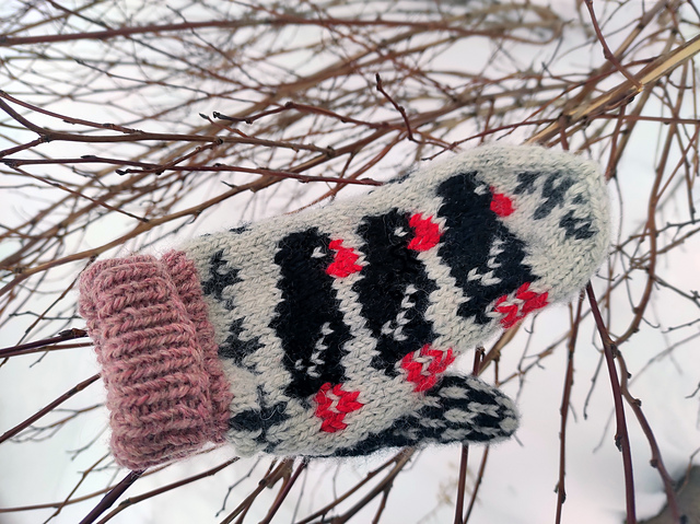Raven Mittens