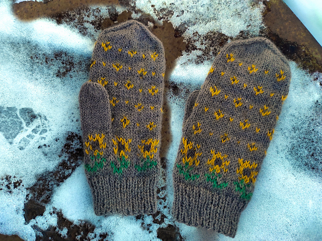 Mini Sunflower mittens