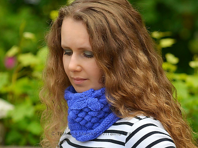 Grapevine Cowl