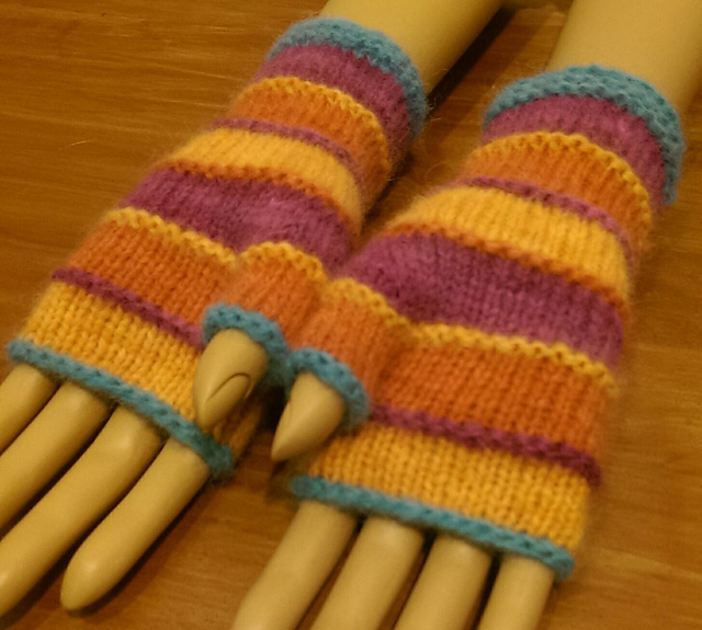 Poosh Mitts