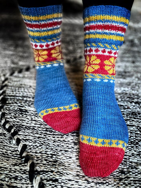 Sapmi Pattern Ravelry: Memory Socks 2021 Sápmi pattern by Mia Dehmer / Vickevira