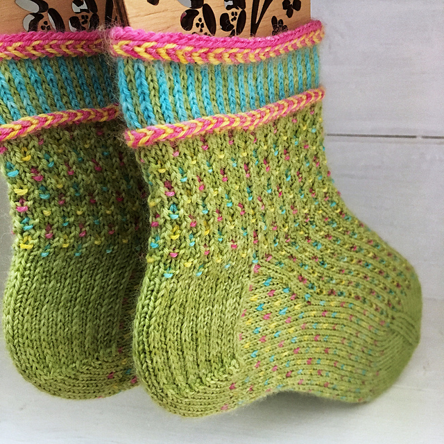 Vickevira Msock TWO