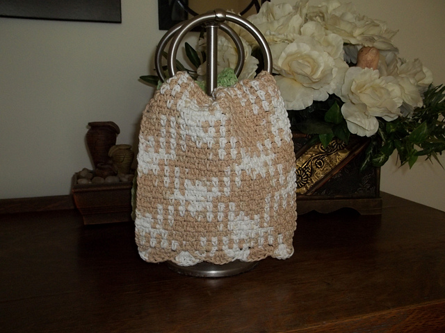Cotton Fingertip Towel