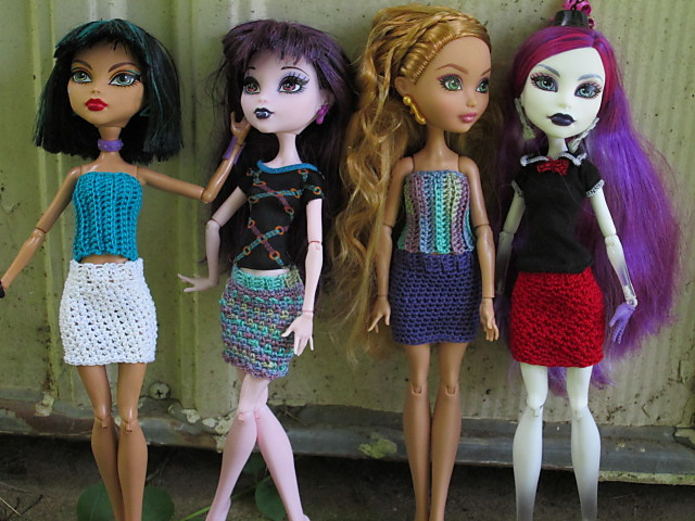 Slip-On Skirt Variations for MH Doll