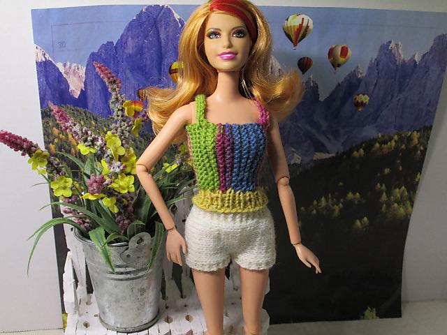 #0557 Multicoloured Top & White Shorts