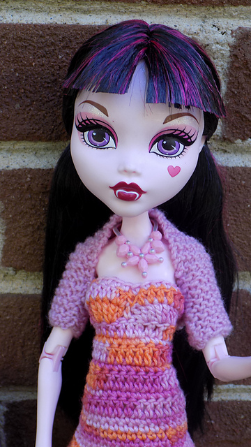 FTMH Simple Shrug